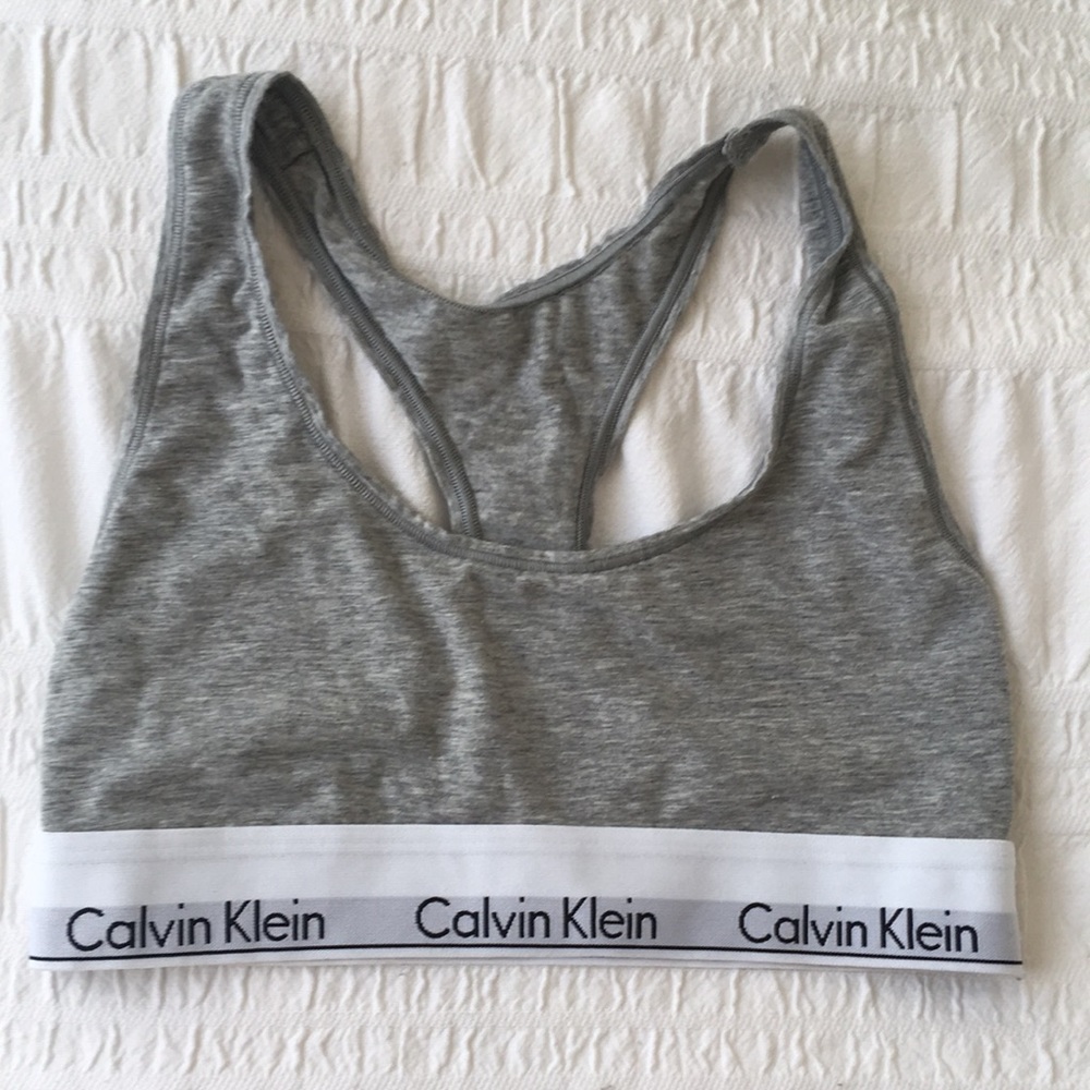 NWOT Calvin Klein sports bra